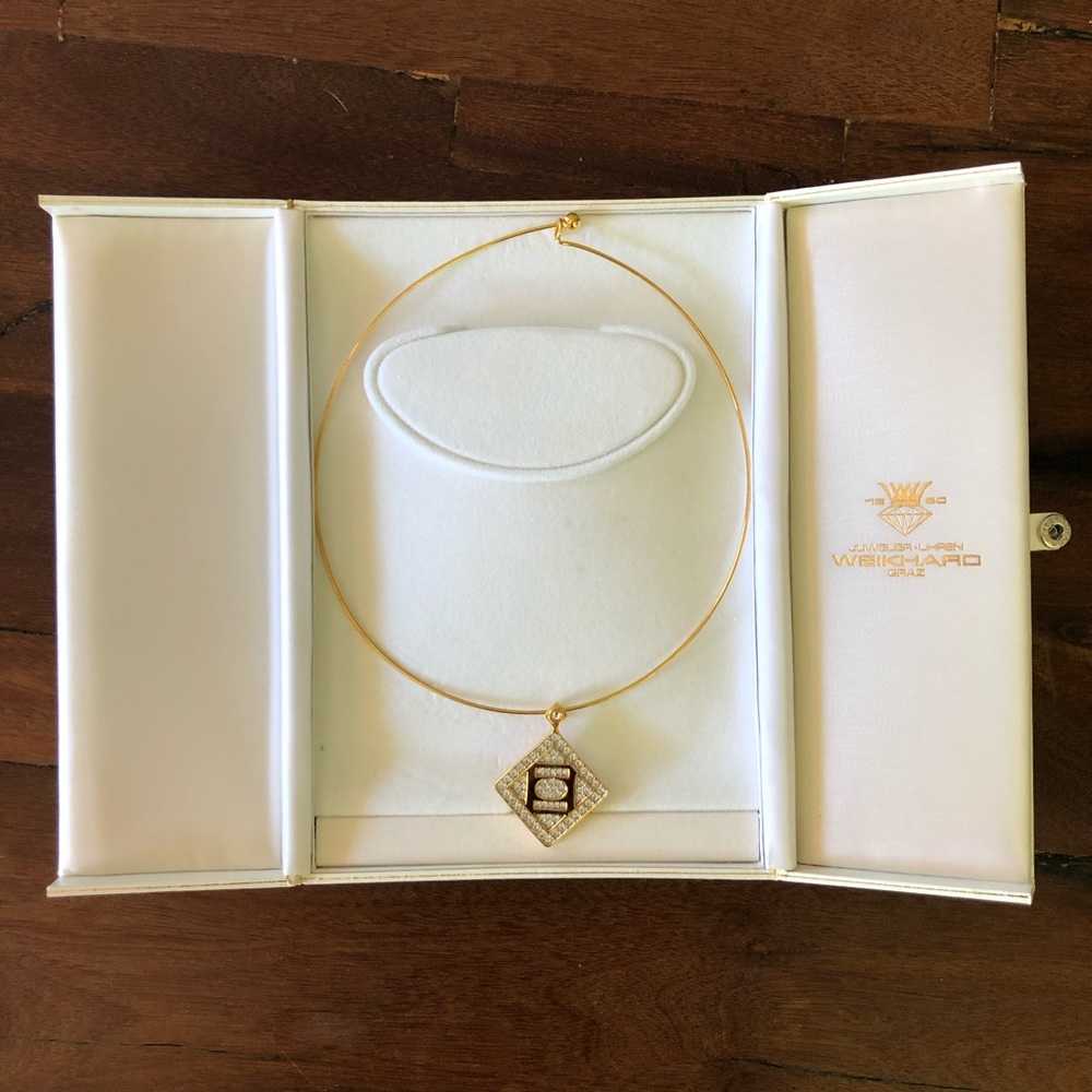 Weikard necklace
